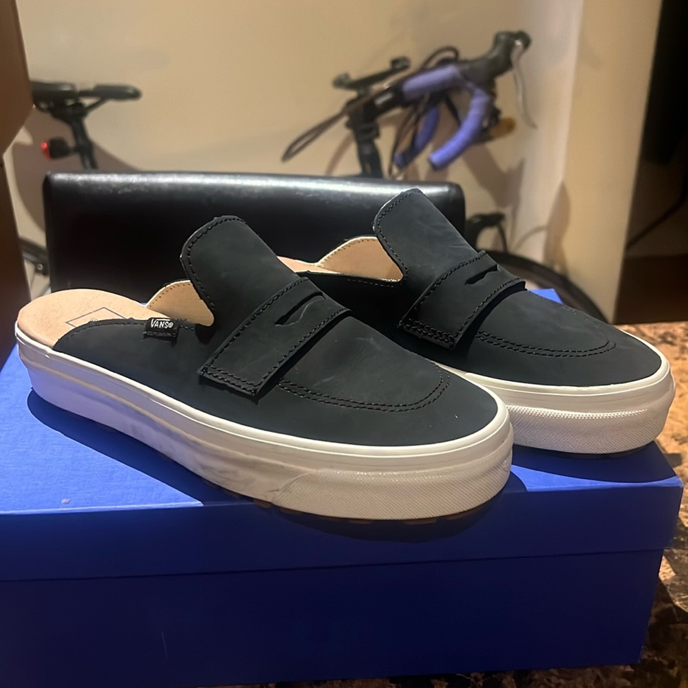 Women’s platform Vans (slip on mules)